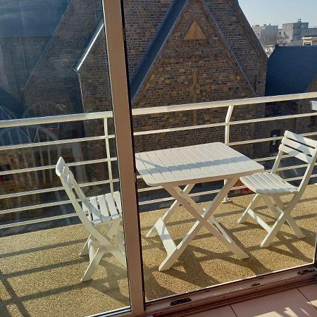 Appartement Vlakbij Zee En Duinen Бредене Екстериор снимка