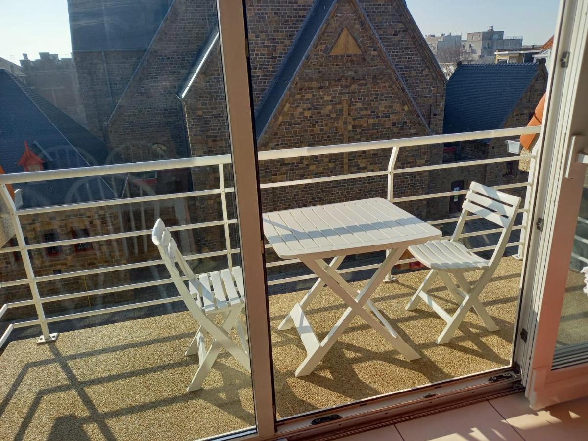 Appartement Vlakbij Zee En Duinen Бредене Екстериор снимка